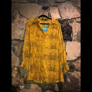 BRAND NEW Missguided Snakeprint Oversized Dress